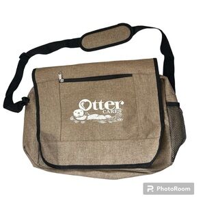 Hit Otter Cares Laptop Shoulder Bag